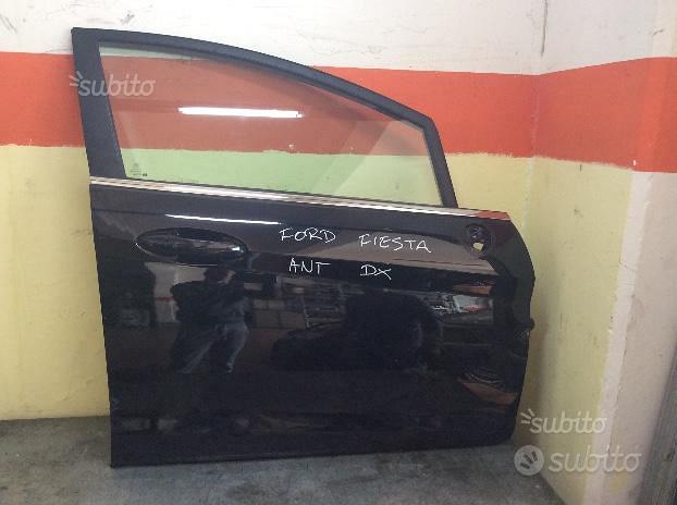 Vetro Scendente Ford Fiesta