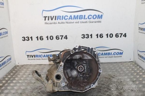 Cambio Fiat Grande Punto 1.3 Diesel rif. 286554420