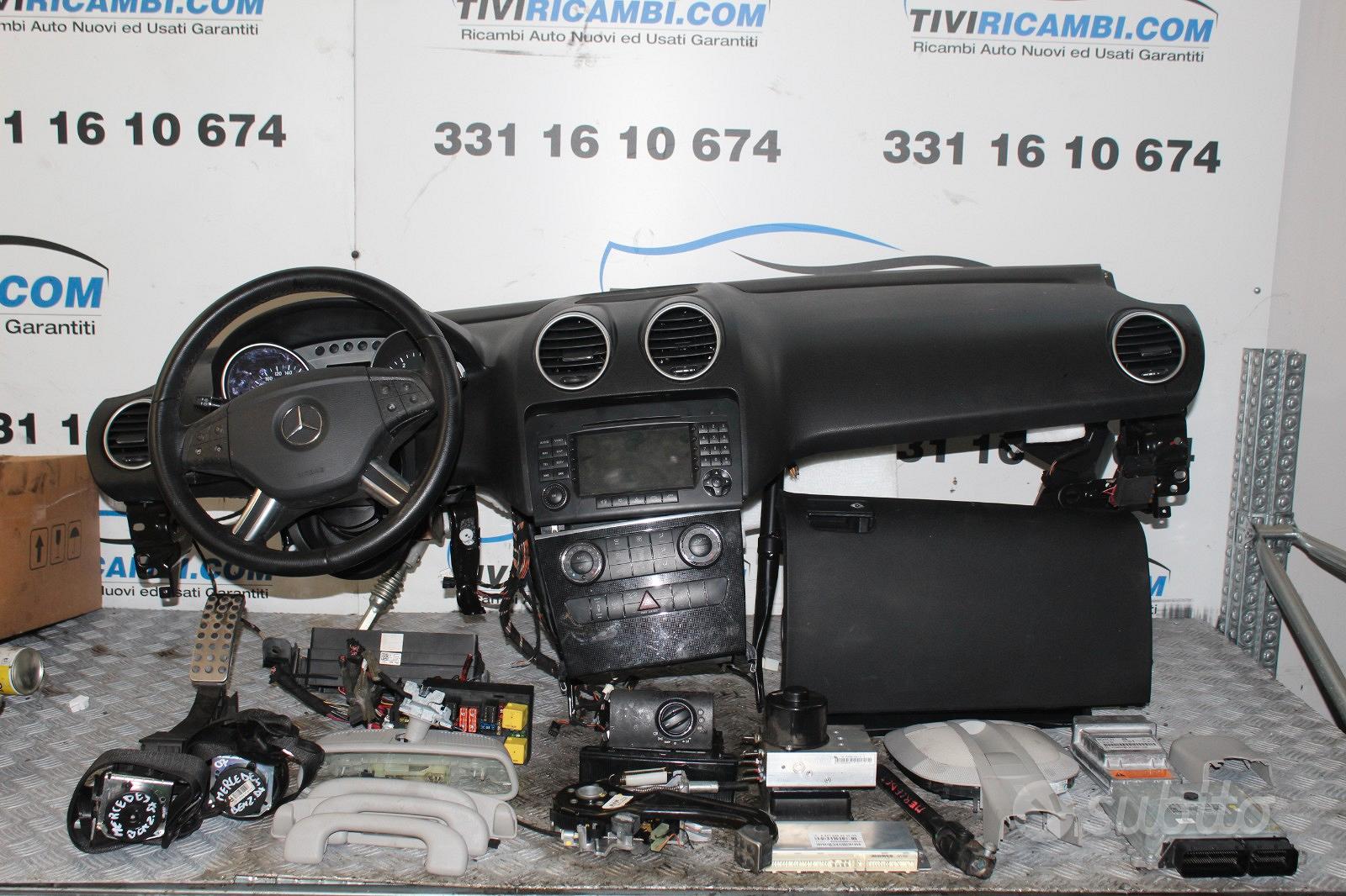 Accessorio interno Cassetto Porta Oggetti Mercedes ML A1646800091
